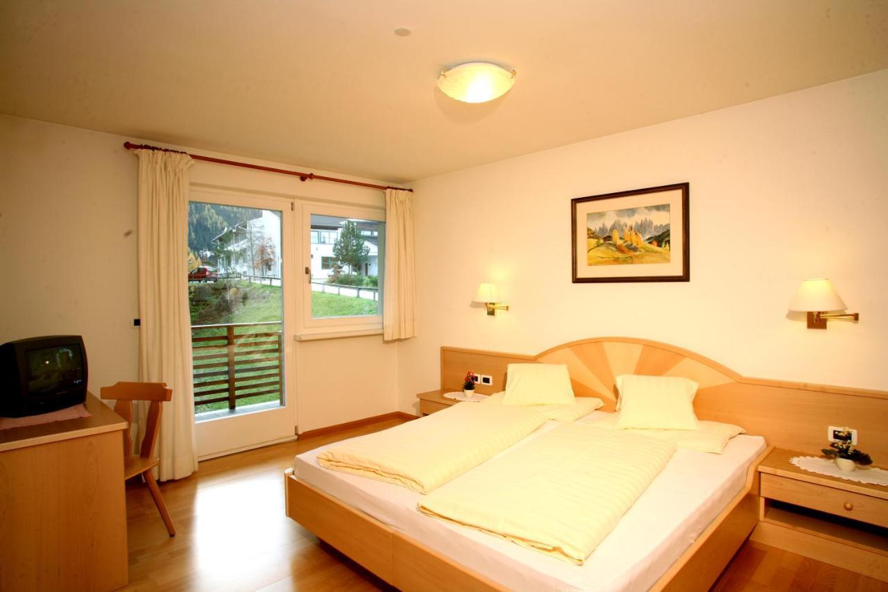 Medesc Bed & Breakfast ลาวิลลา ภายนอก รูปภาพ